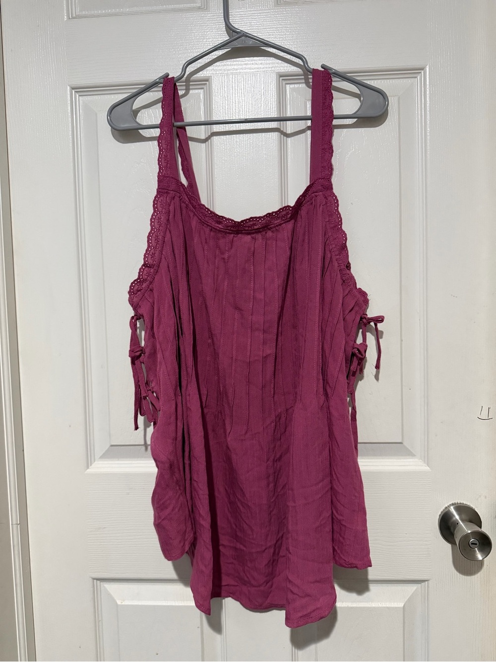 Torrid Festi square neck top with side ties - Picture 3 of 8